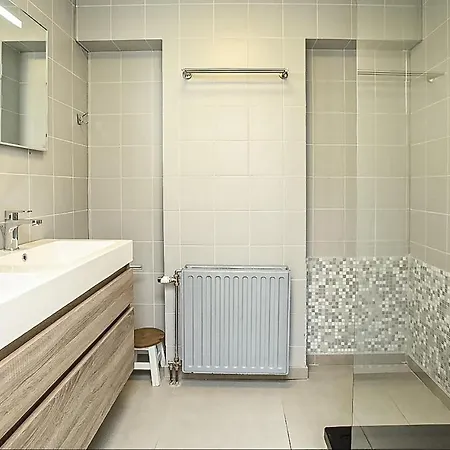 Amazing In With House Sea View Apartman